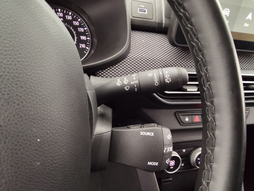 DACIA Jogger 1.0 TCE 110CH EXPRESSION 7 PLACES - ref: 72029 - Photo 8