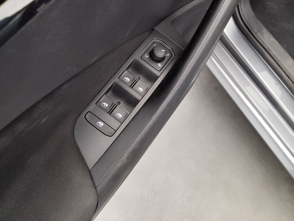 SKODA Kamiq 1.0 TSI 115CH SELECTION - ref: 72057 - Photo 17