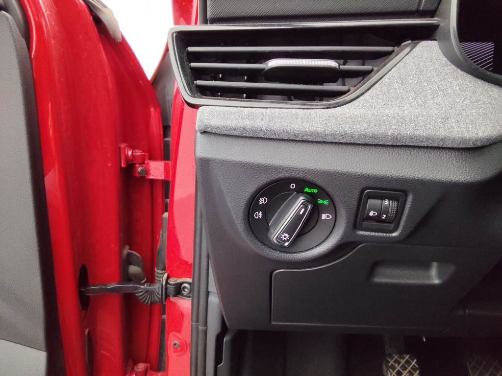 SKODA Kamiq 1.0 TSI 115CH SELECTION - ref: 72058 - Photo 8