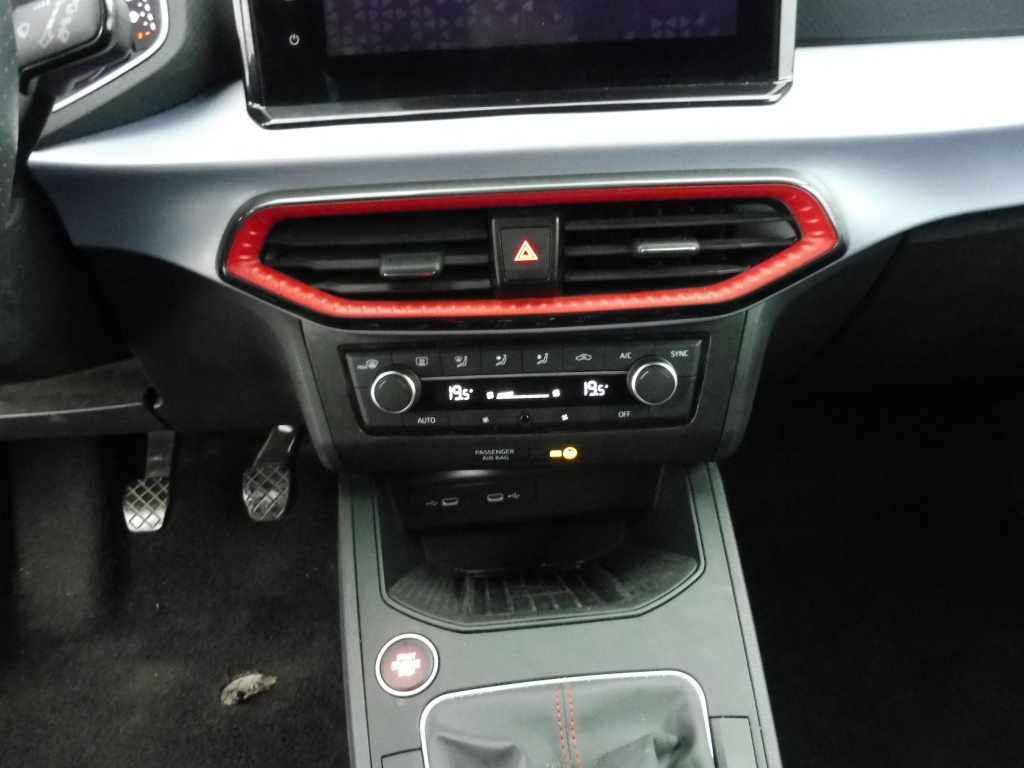 SEAT Ibiza 1.0 TSI 110CH FR - ref: 72157 - Photo 7