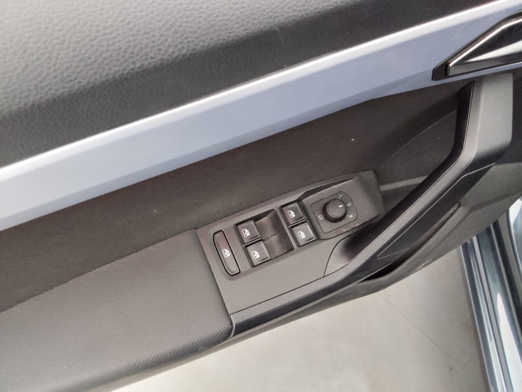 SEAT Ibiza 1.0 TSI 110CH FR - ref: 72171 - Photo 18