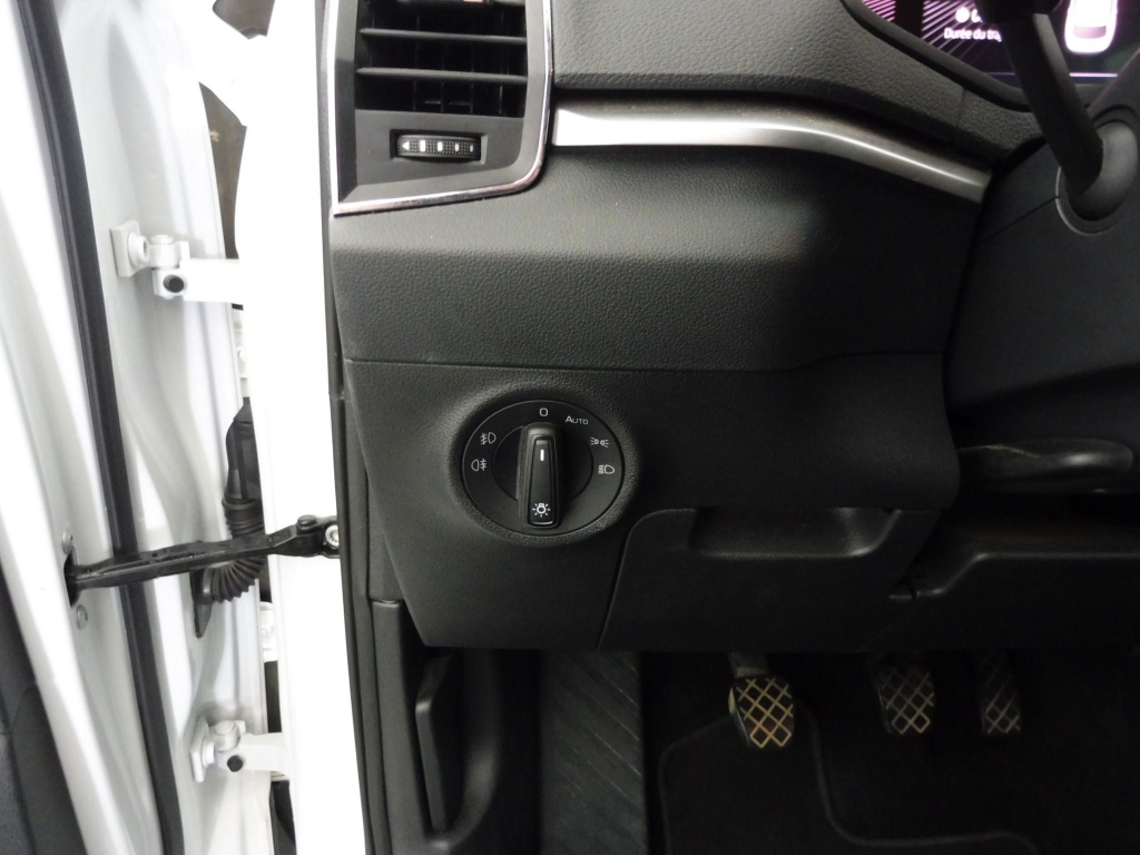 SKODA Karoq 2.0 TDI 115CH SELECTION - ref: 72214 - Photo 8