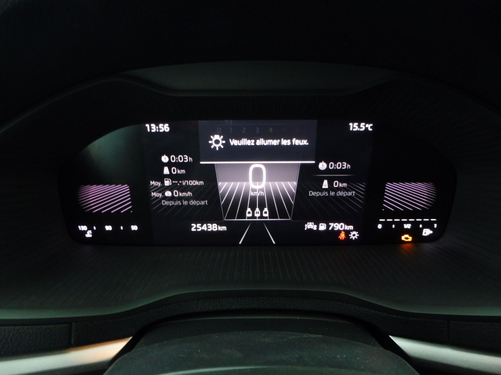 SKODA Karoq 2.0 TDI 115CH SELECTION - ref: 72214 - Photo 9