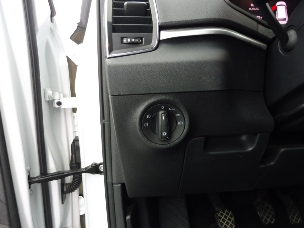 SKODA Karoq 2.0 TDI 115CH SELECTION - ref: 72218 - Photo 8