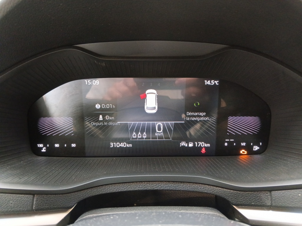 SKODA Karoq 2.0 TDI 115CH SELECTION - ref: 72238 - Photo 14