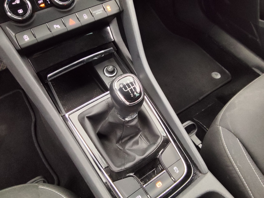 SKODA Karoq 2.0 TDI 115CH SELECTION - ref: 72250 - Photo 13