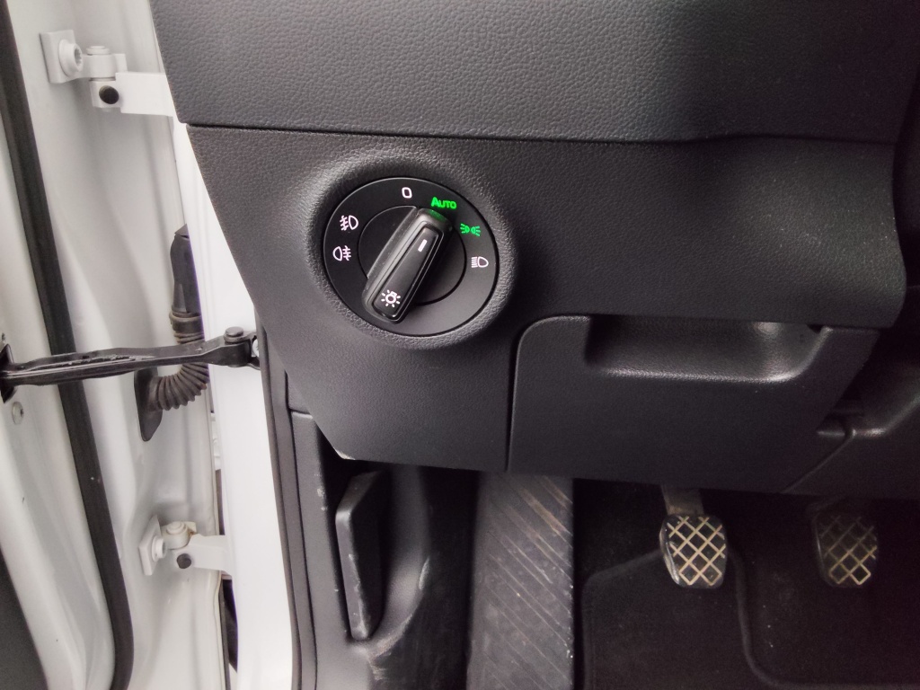 SKODA Karoq 2.0 TDI 115CH SELECTION - ref: 72253 - Photo 8