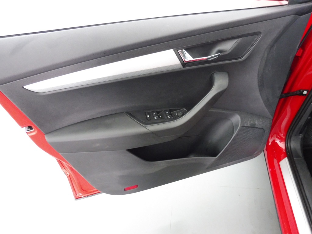 SKODA Karoq 2.0 TDI 115CH SELECTION - ref: 72263 - Photo 18