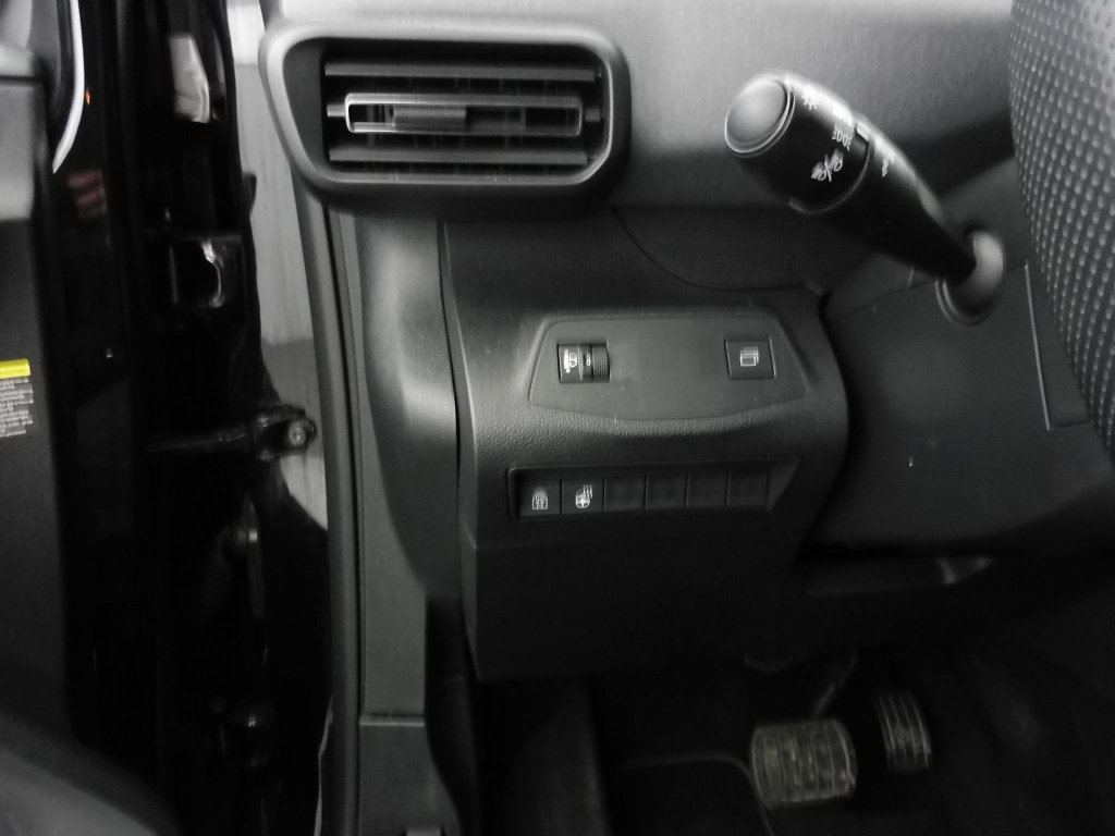 PEUGEOT Rifter TAILLE XL - 1.5 BLUEHDI 130CH S&S GT EAT8 7 PLACES - ref: 72267 - Photo 8