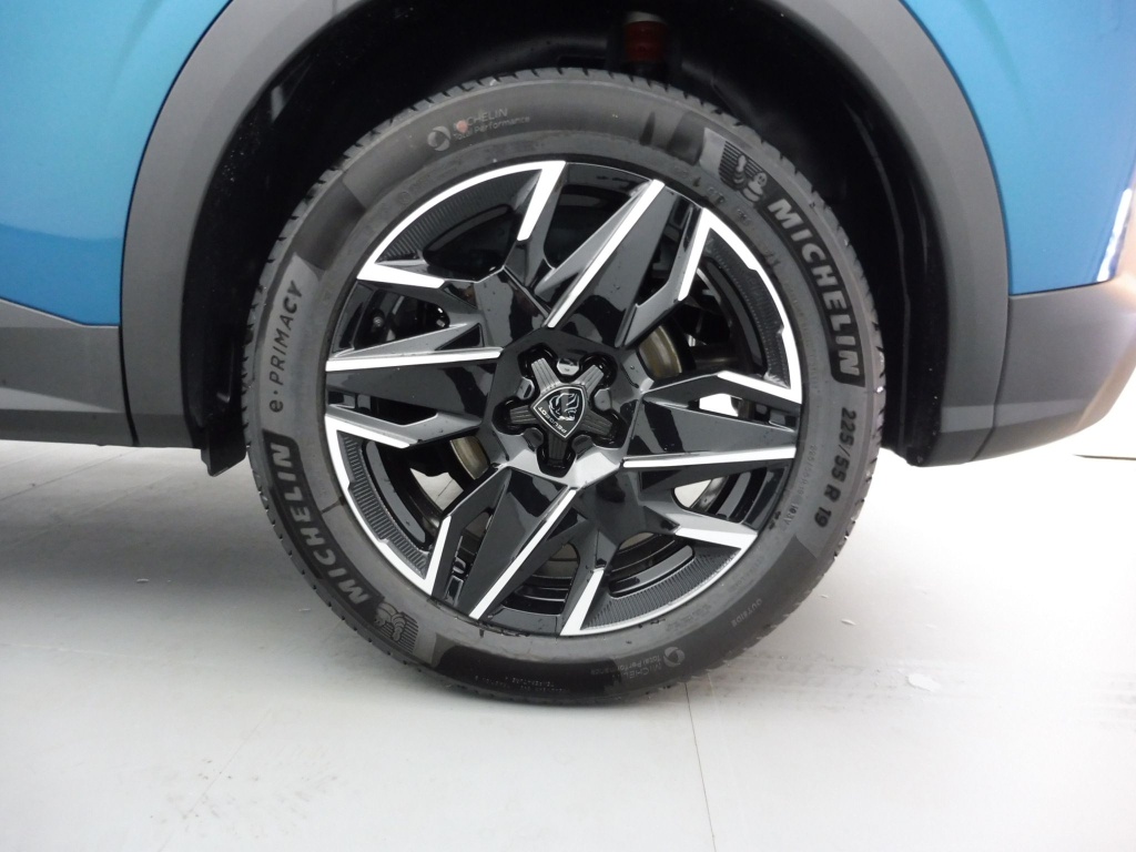 PEUGEOT 3008 1.2 HYBRID 145CH GT E-DCS6 - ref: 72300 - Photo 12