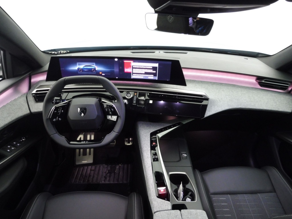 PEUGEOT 3008 1.2 HYBRID 145CH GT E-DCS6 - ref: 72300 - Photo 16