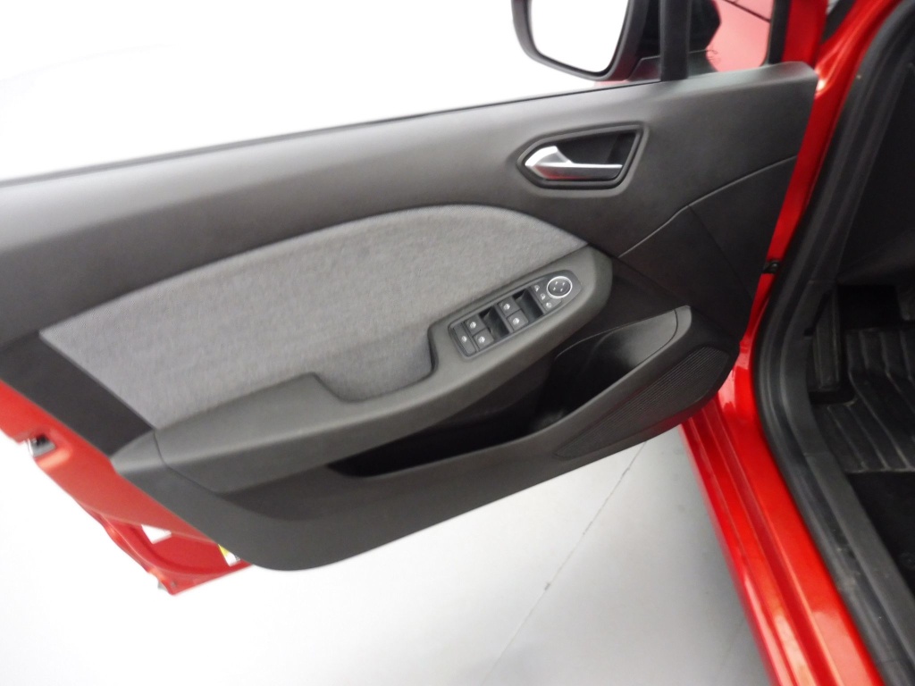 RENAULT Clio 1.0 TCE 90CH TECHNO - ref: 72409 - Photo 18