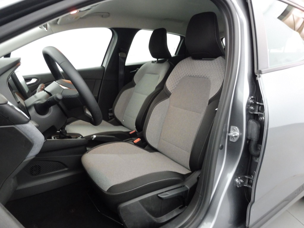 RENAULT Clio 1.5 BLUE DCI 100CH EVOLUTION GSR2 - ref: 72416 - Photo 12