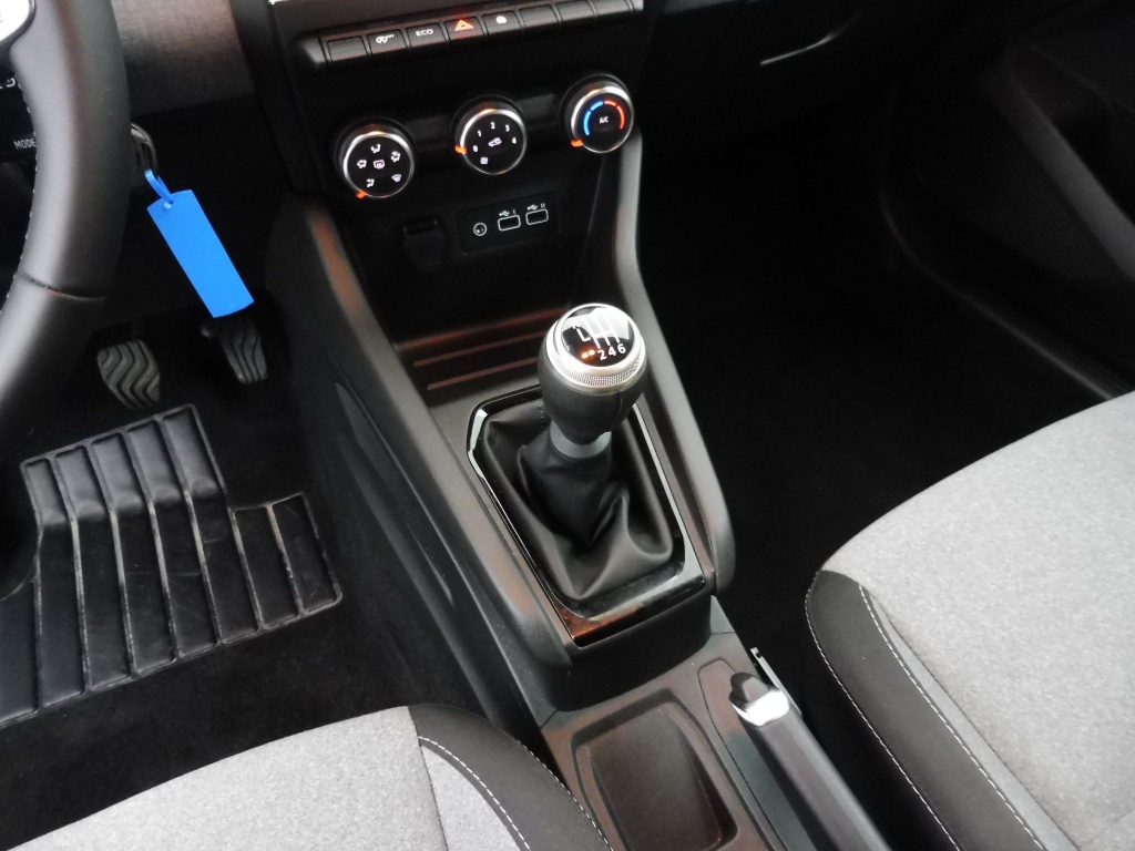 RENAULT Clio 1.5 BLUE DCI 100CH EVOLUTION GSR2 - ref: 72422 - Photo 11