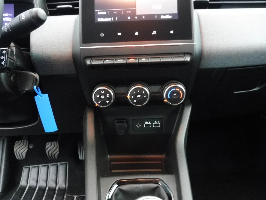 RENAULT Clio 1.5 BLUE DCI 100CH EVOLUTION GSR2 - ref: 72422 - Photo 6