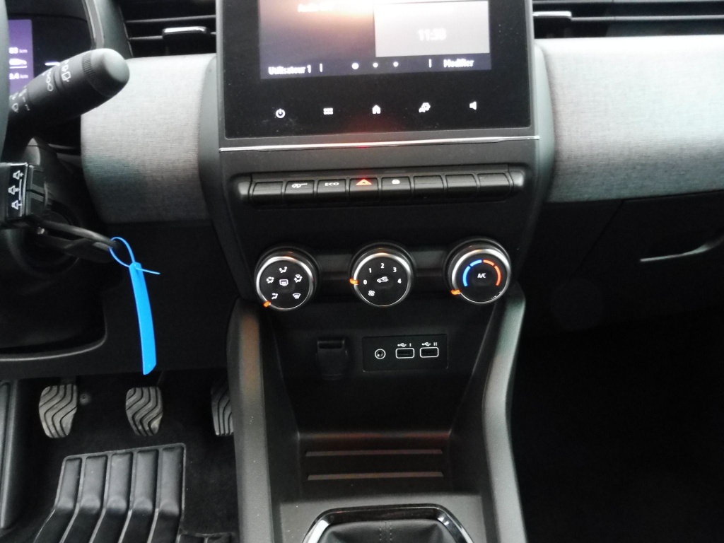 RENAULT Clio 1.5 BLUE DCI 100CH EVOLUTION GSR2 - ref: 72423 - Photo 6