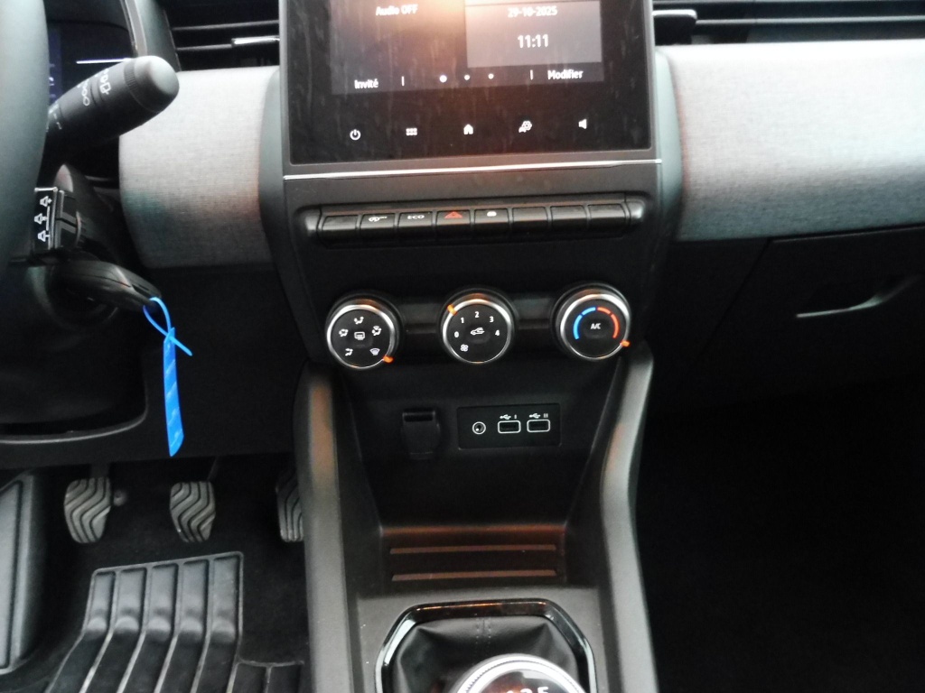 RENAULT Clio 1.5 BLUE DCI 100CH EVOLUTION GSR2 - ref: 72424 - Photo 6