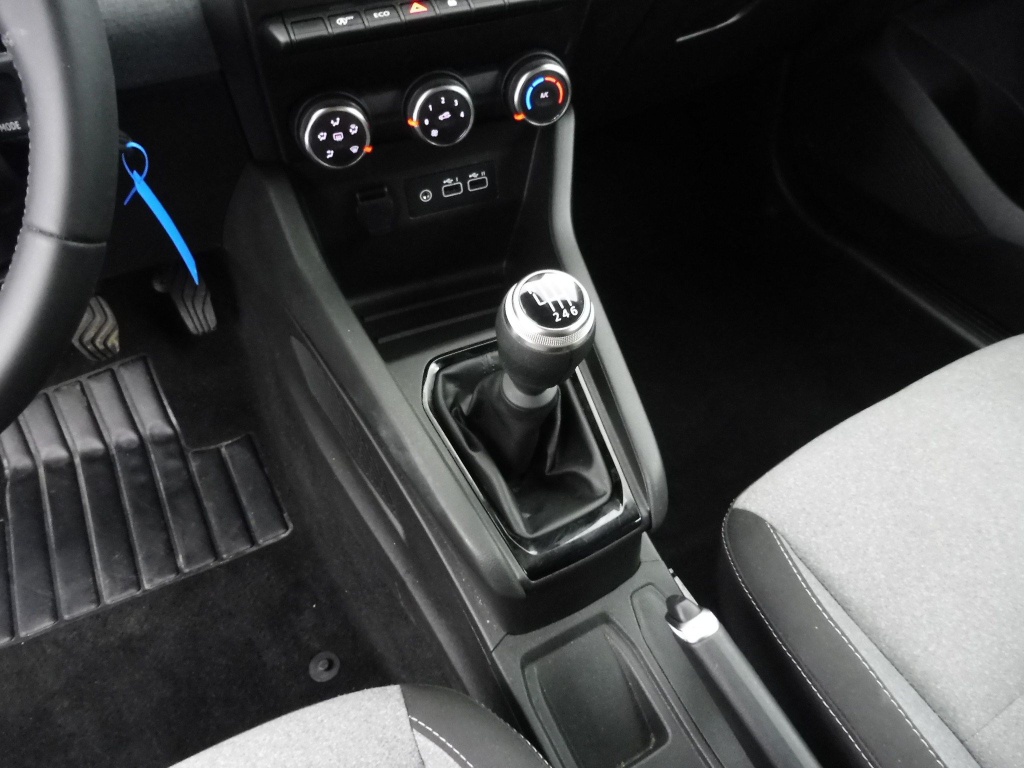 RENAULT Clio 1.5 BLUE DCI 100CH EVOLUTION GSR2 - ref: 72426 - Photo 11