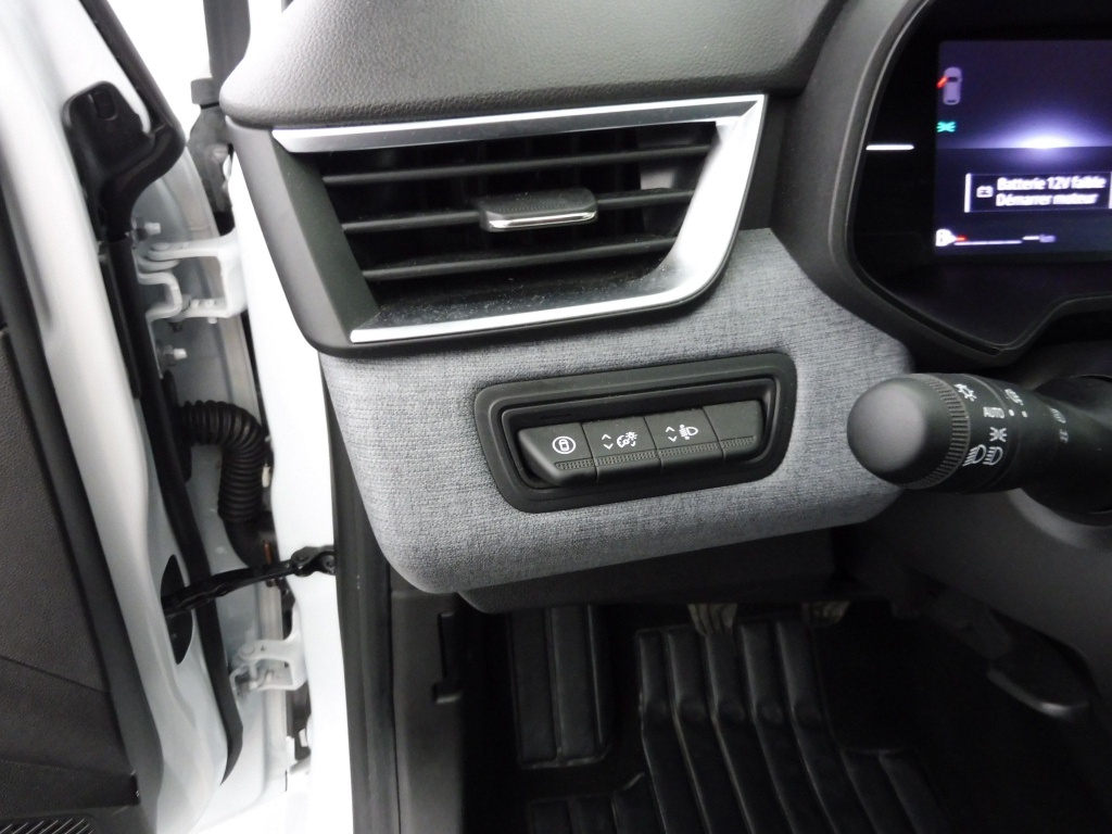 RENAULT Clio 1.5 BLUE DCI 100CH EVOLUTION GSR2 - ref: 72426 - Photo 15