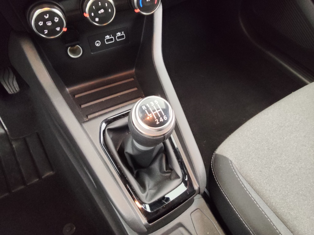 RENAULT Clio 1.5 BLUE DCI 100CH EVOLUTION GSR2 - ref: 72433 - Photo 13