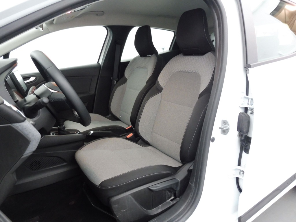 RENAULT Clio 1.5 BLUE DCI 100CH EVOLUTION GSR2 - ref: 72488 - Photo 12