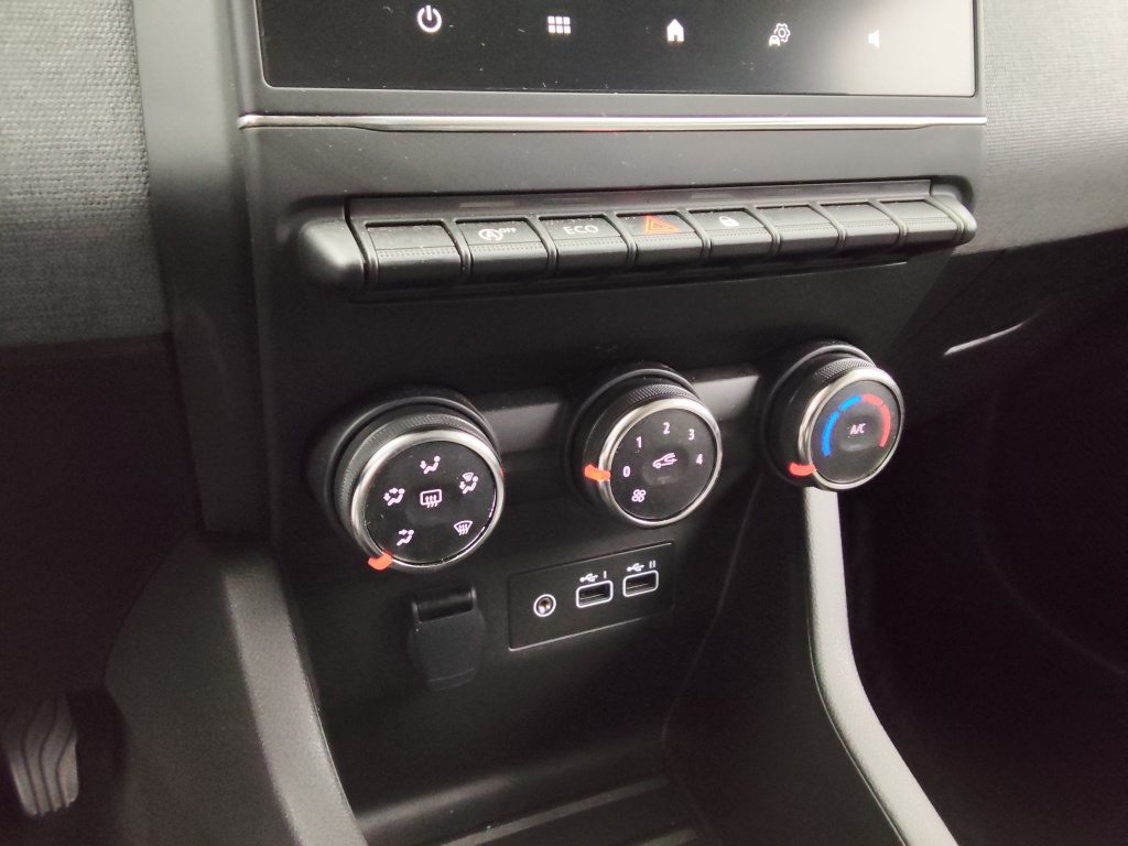RENAULT Clio 1.5 BLUE DCI 100CH EVOLUTION GSR2 - ref: 72491 - Photo 6
