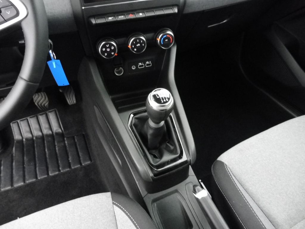 RENAULT Clio 1.5 BLUE DCI 100CH EVOLUTION GSR2 - ref: 72512 - Photo 12