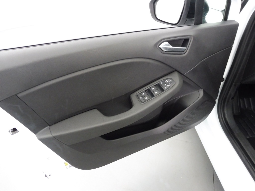 RENAULT Clio 1.5 BLUE DCI 100CH EVOLUTION GSR2 - ref: 72519 - Photo 18