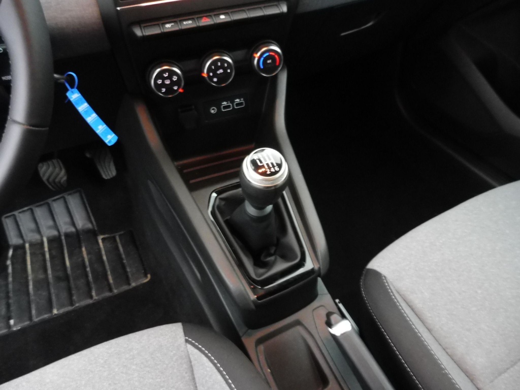 RENAULT Clio 1.5 BLUE DCI 100CH EVOLUTION GSR2 - ref: 72524 - Photo 11