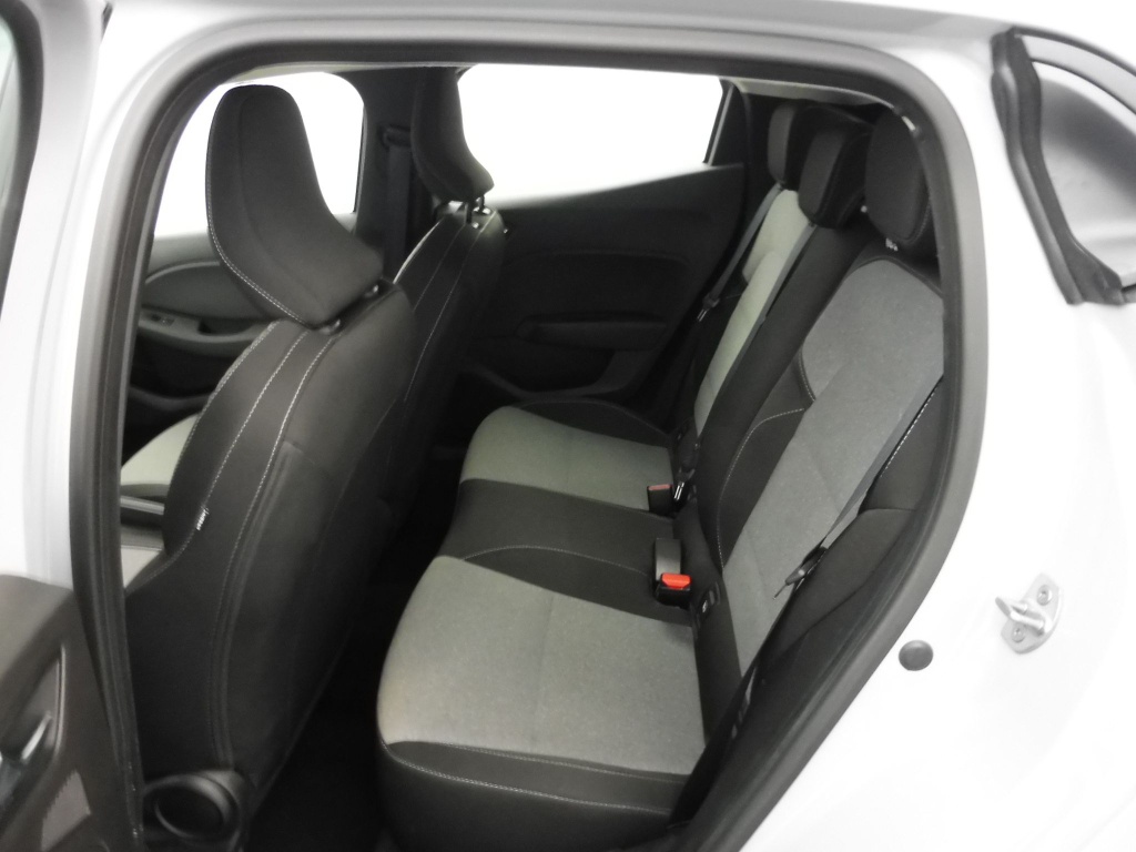 RENAULT Clio 1.5 BLUE DCI 100CH EVOLUTION GSR2 - ref: 72526 - Photo 10