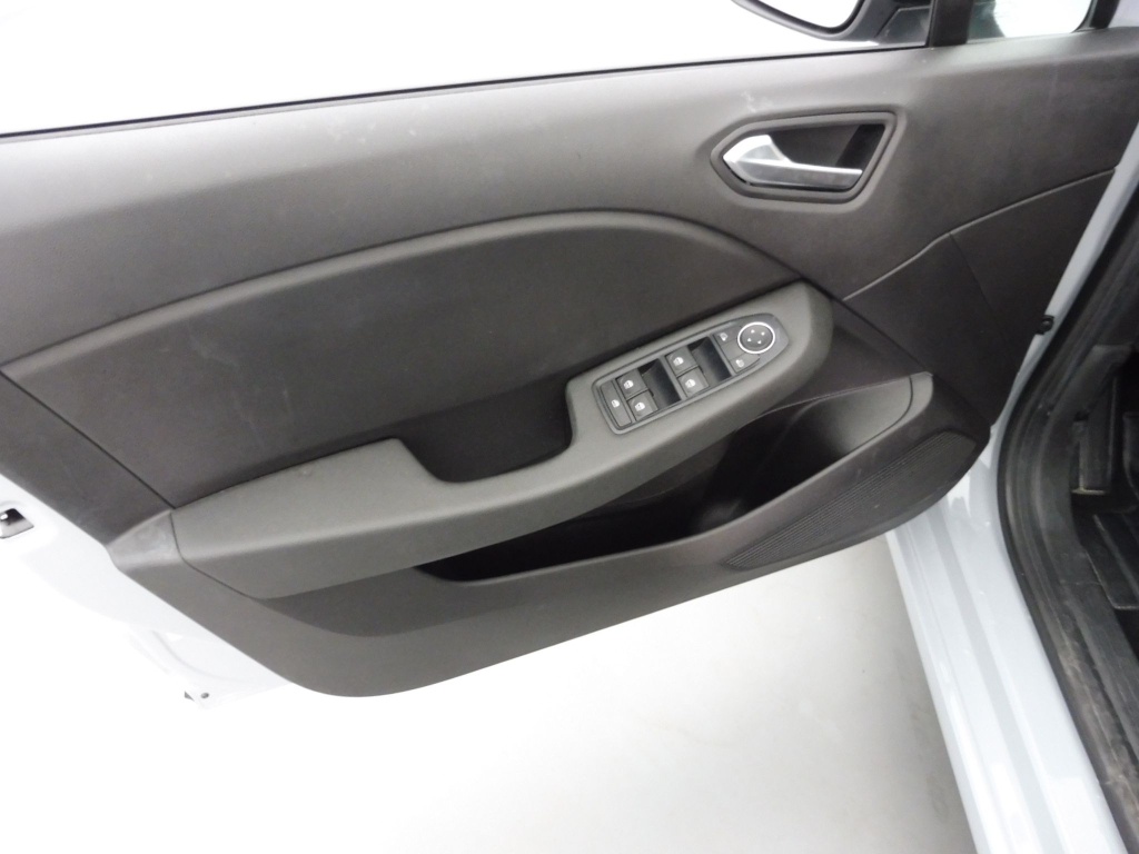 RENAULT Clio 1.5 BLUE DCI 100CH EVOLUTION GSR2 - ref: 72526 - Photo 16