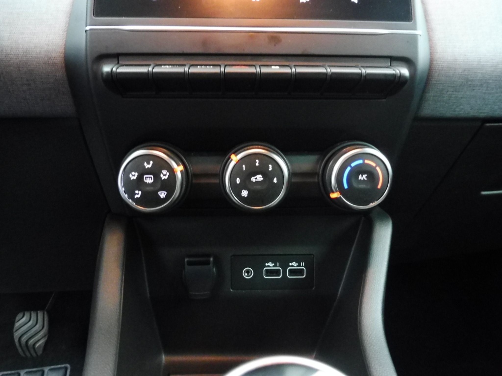 RENAULT Clio 1.5 BLUE DCI 100CH EVOLUTION GSR2 - ref: 72527 - Photo 6