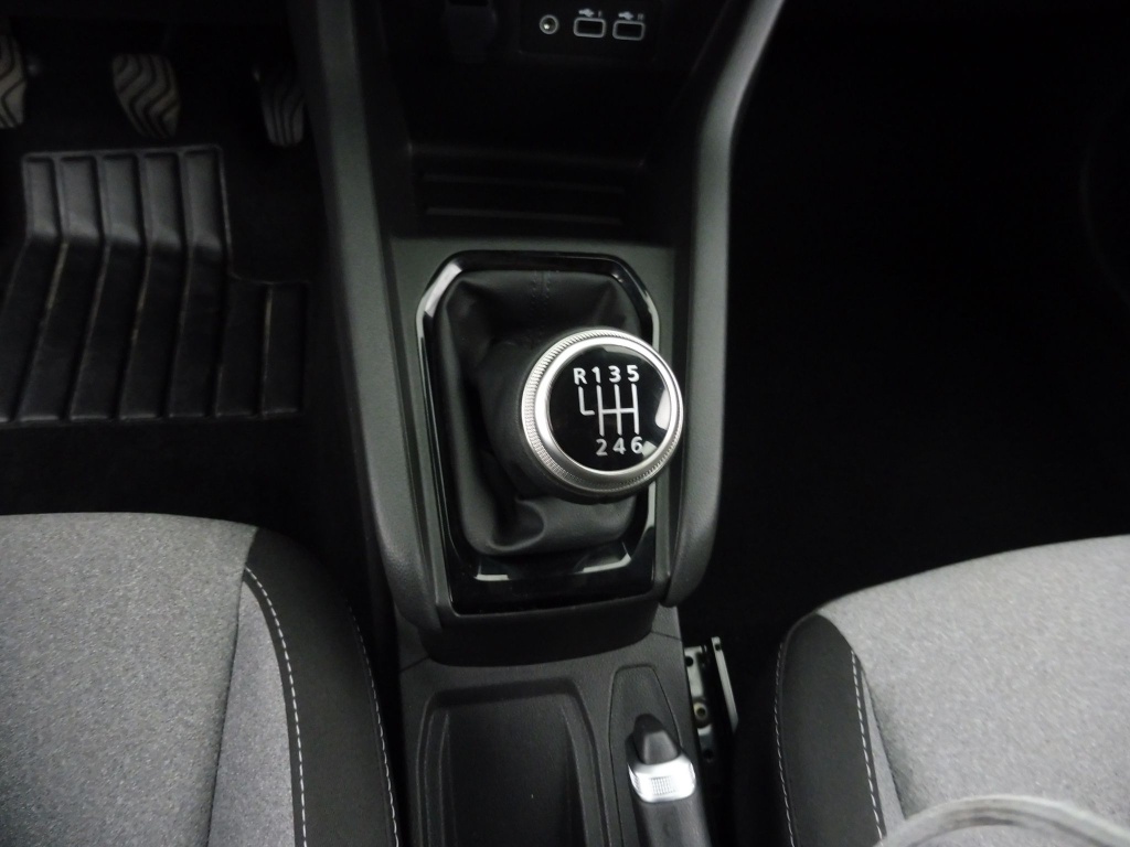 RENAULT Clio 1.5 BLUE DCI 100CH EVOLUTION GSR2 - ref: 72528 - Photo 14