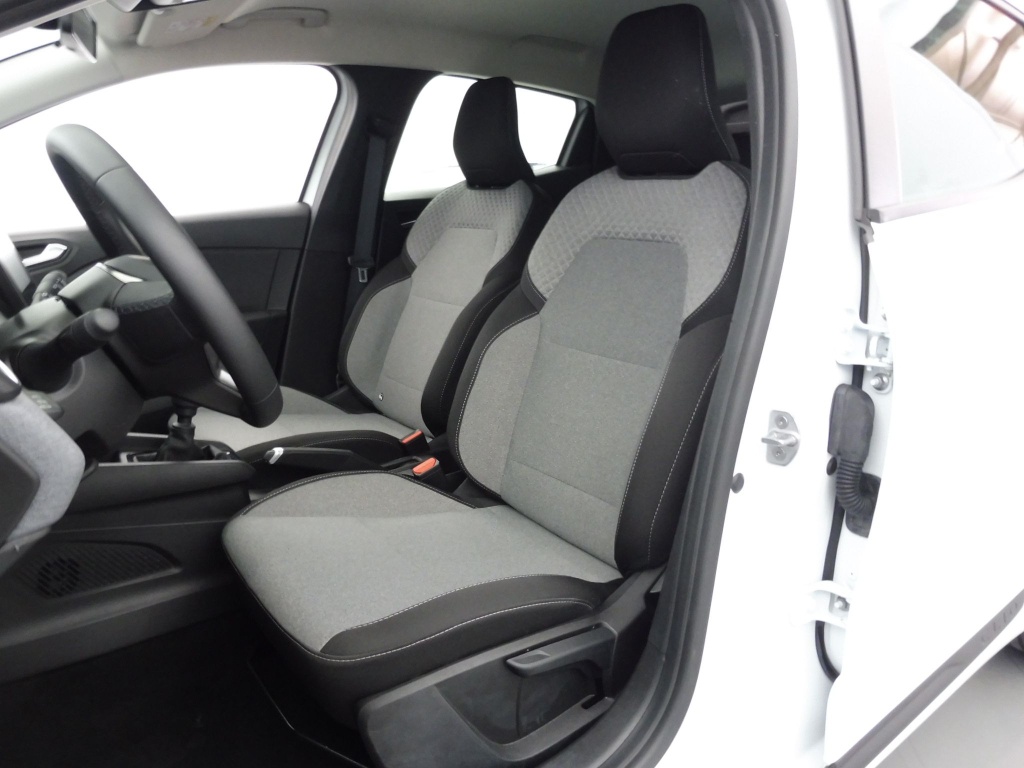 RENAULT Clio 1.5 BLUE DCI 100CH EVOLUTION GSR2 - ref: 72528 - Photo 15