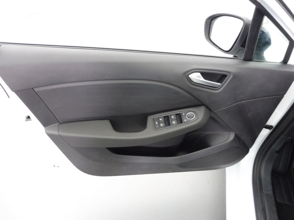 RENAULT Clio 1.5 BLUE DCI 100CH EVOLUTION GSR2 - ref: 72528 - Photo 18