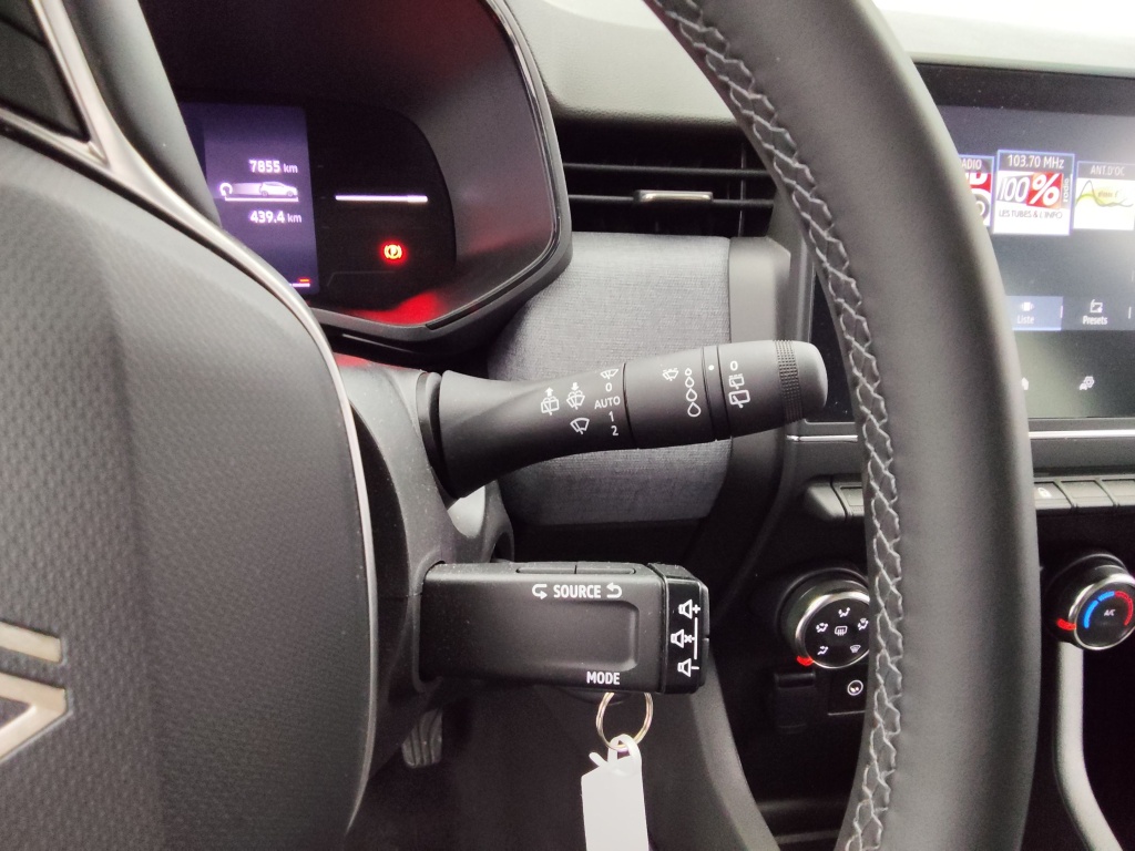 RENAULT Clio 1.5 BLUE DCI 100CH EVOLUTION GSR2 - ref: 72573 - Photo 10