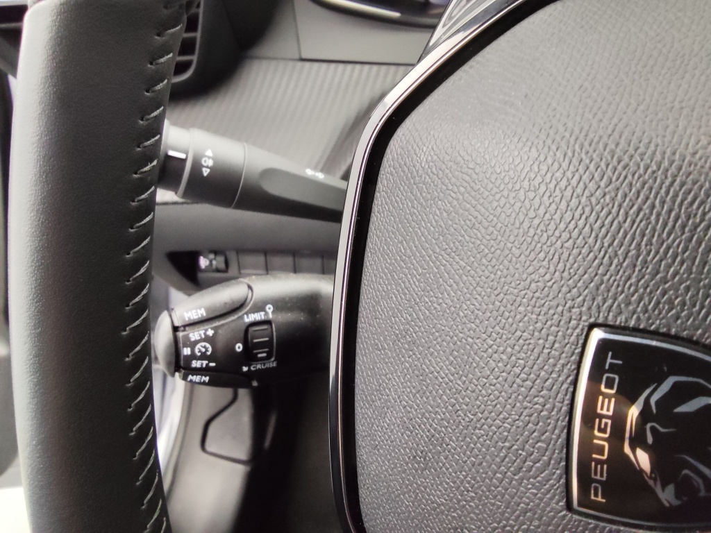 PEUGEOT 208 1.2 100CH S&S ALLURE - ref: 72641 - Photo 8