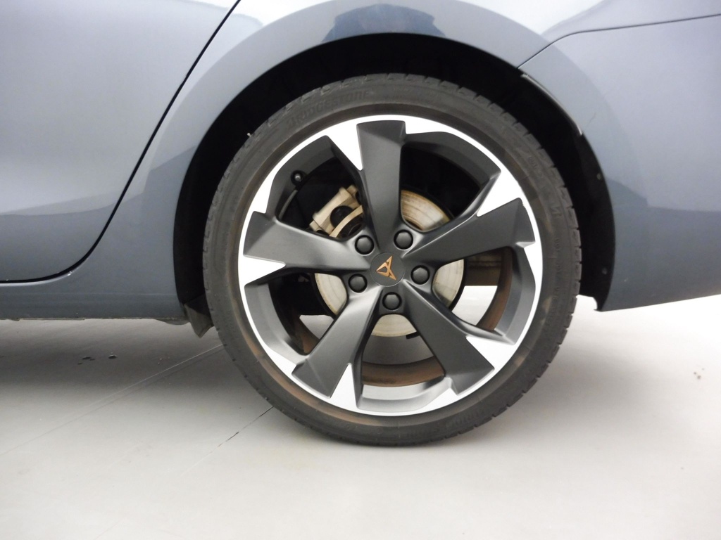 CUPRA Leon Sportstourer 1.5 ETSI 150CH V DSG7 - ref: 72703 - Photo 12