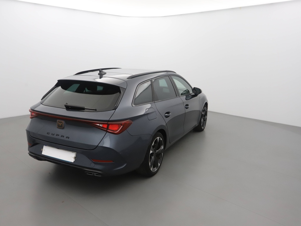 CUPRA Leon Sportstourer 1.5 ETSI 150CH V DSG7 - ref: 72703 - Photo 3