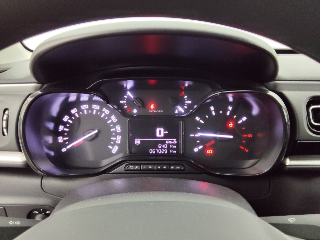 CITROEN C3 1.2 PURETECH 83CH S&S SHINE - ref: 72766 - Photo 9