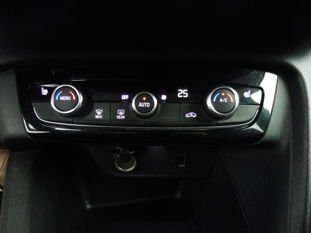 OPEL Corsa 1.2 TURBO 100CH ELEGANCE - ref: 72767 - Photo 7