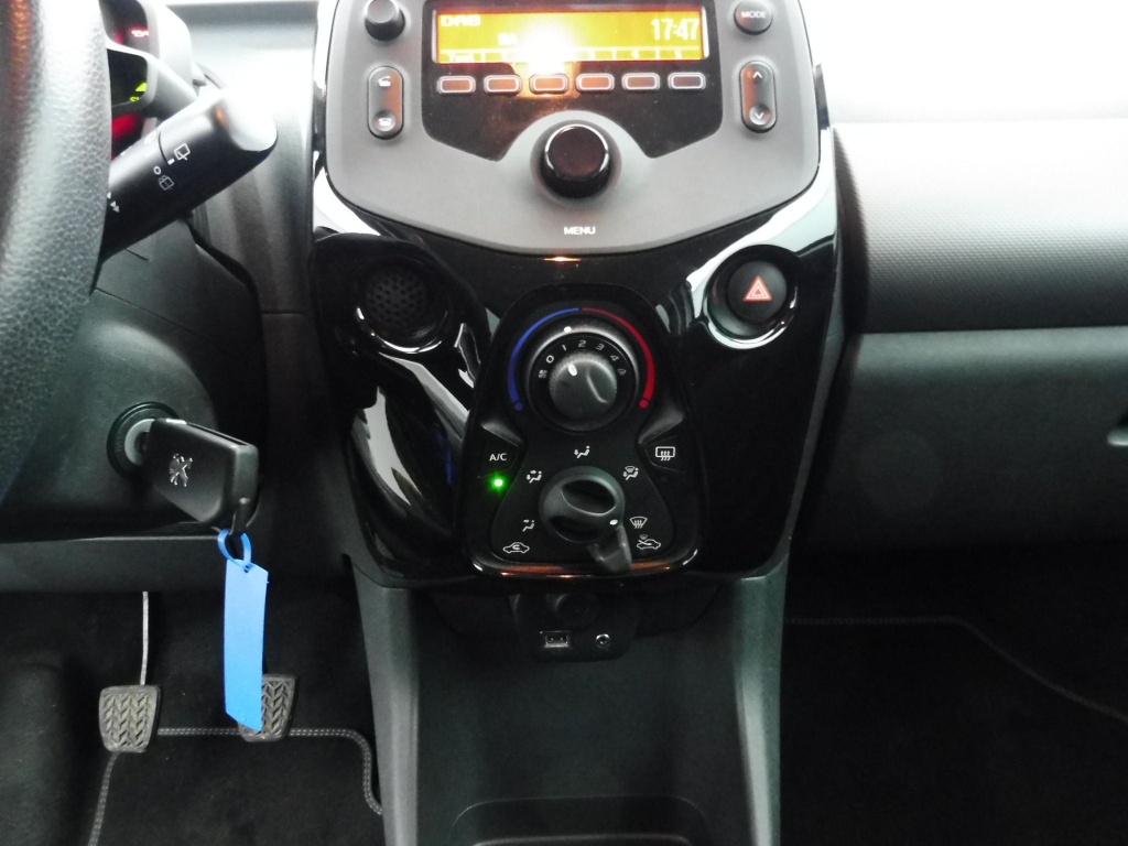 PEUGEOT 108 1.0 VTI 72style - ref: 72849 - Photo 6