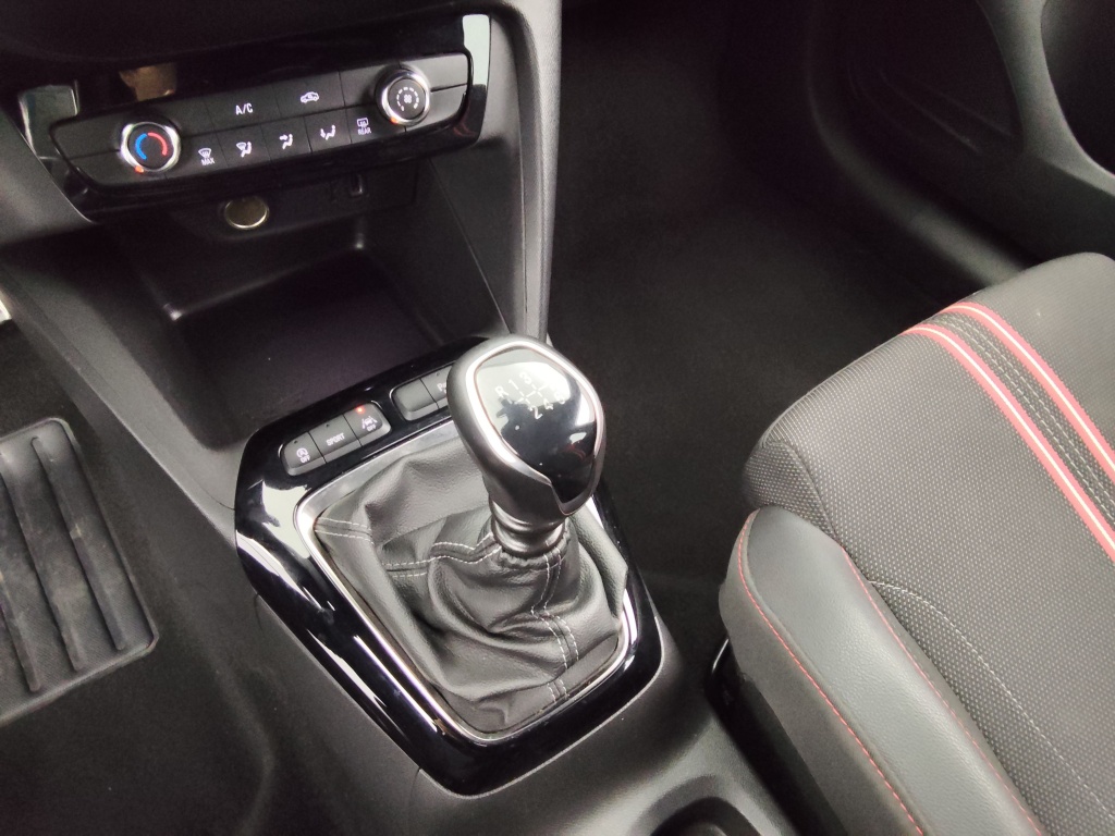 OPEL Corsa 1.2T 100gs - ref: 73116 - Photo 13