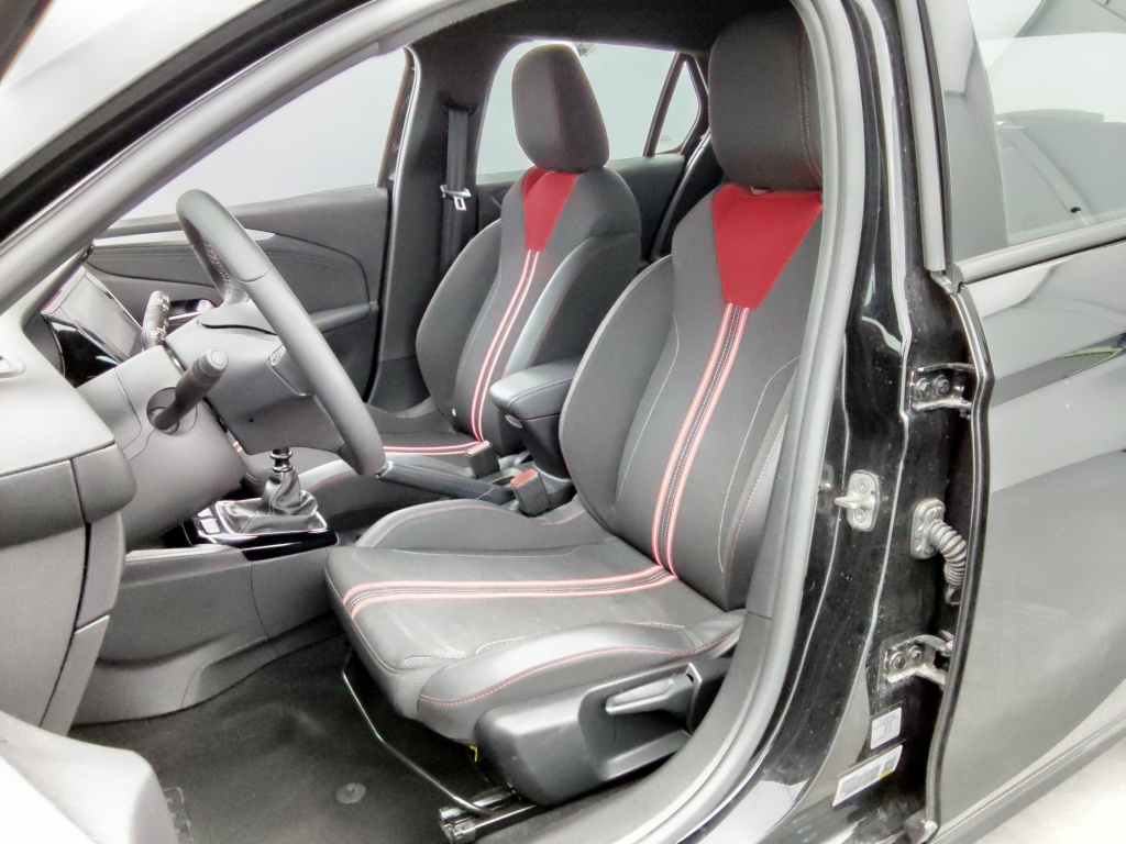 OPEL Corsa 1.2T 100gs - ref: 73116 - Photo 14