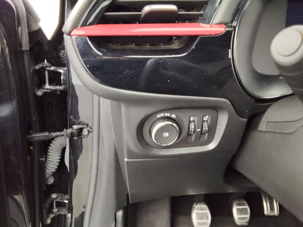 OPEL Corsa 1.2T 100gs - ref: 73116 - Photo 8