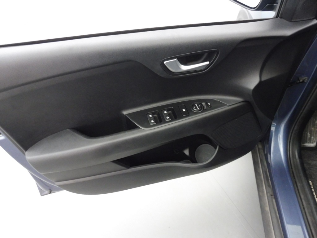 KIA Stonic 1.0 T-GDI 100lx urban - ref: 73206 - Photo 18