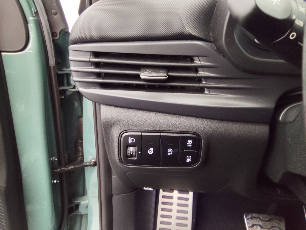 HYUNDAI Bayon 1.0 T-GDI 100CH HYBRID 48V TECNO DCT-7 - ref: 73217 - Photo 8