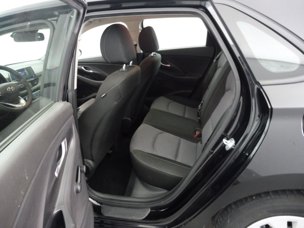 HYUNDAI i30 1.5 DPI 110 CH - ref: 73291 - Photo 10