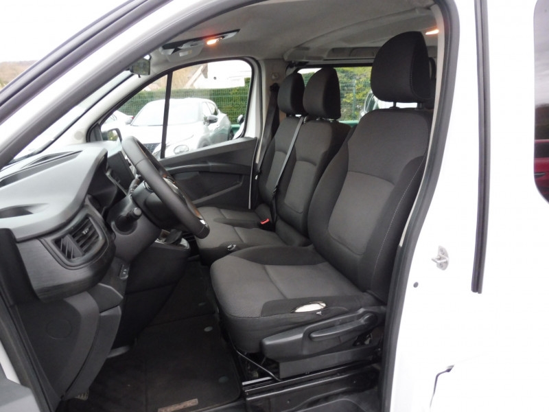 RENAULT Trafic Passenger