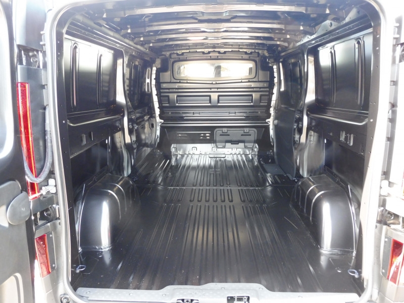RENAULT Trafic L2H1 3T 2.0 BLUE DCI 150CH ADVANCE EDC -24 - ref: 73400 - Photo 4